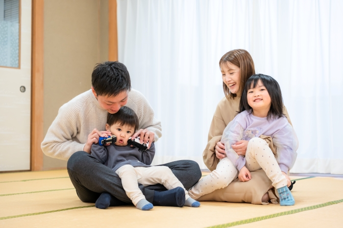 4人家族の画像